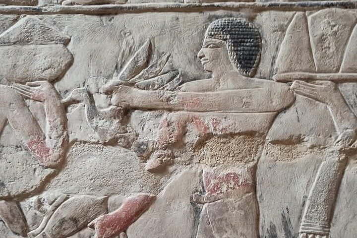 Excursion d'une journée explorant les pyramides égyptiennes antiques et les sites historiques près du Caire, photo 6 | wizardtrip