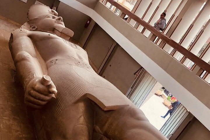 Excursion d'une journée explorant les pyramides égyptiennes antiques et les sites historiques près du Caire, photo 10 | wizardtrip