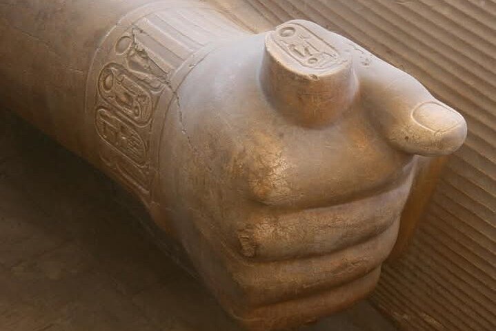 Excursion d'une journée explorant les pyramides égyptiennes antiques et les sites historiques près du Caire, photo 12 | wizardtrip