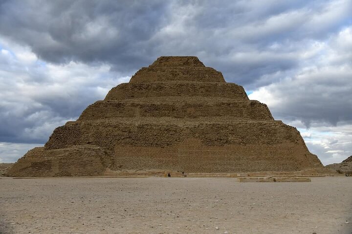 Excursion d'une journée explorant les pyramides égyptiennes antiques et les sites historiques près du Caire, photo 23 | wizardtrip