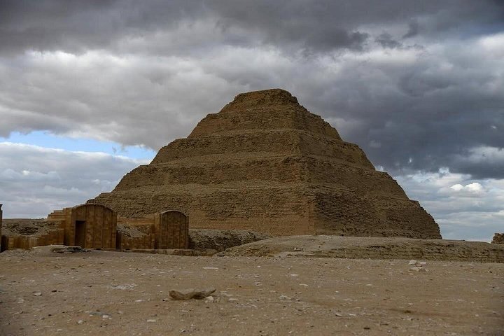 Excursion d'une journée explorant les pyramides égyptiennes antiques et les sites historiques près du Caire, photo 24 | wizardtrip