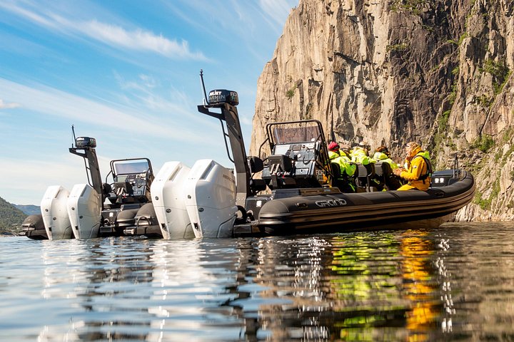 Spannende RIB-boottour door de Noorse Lysefjord, met dramatische kliffen en de Preikestolen nabij Stavanger, foto 21 | wizardtrip