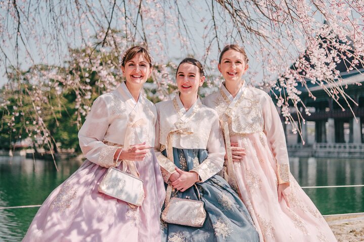 Erleben Sie ein königliches Hanbok-Fotoshooting und eine historische Tour im Gyeongbokgung Palast in Seoul, Foto 24 | wizardtrip