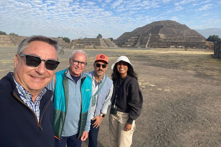 Visite matinale des pyramides de Teotihuacan avec la guide Angela, incluant transport et nourriture locale, photo 8 | wizardtrip