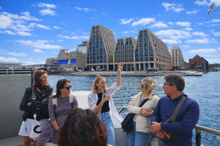 Passeio pelos destaques de Copenhaga com cruzeiro pelo canal e cerimónia da Troca da Guarda, foto 15 | wizardtrip