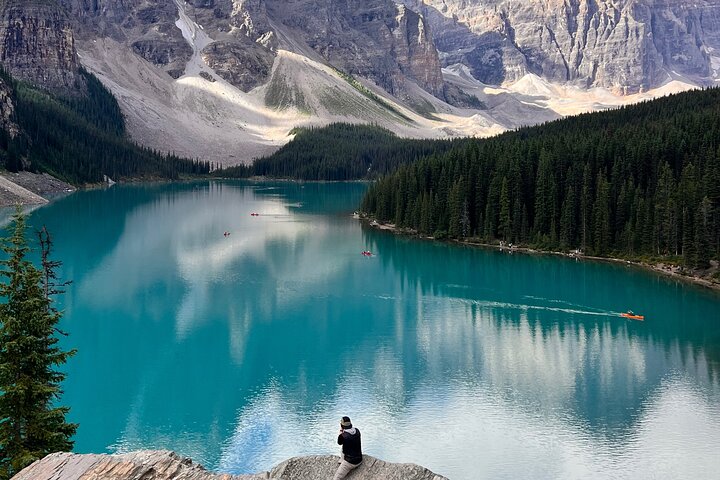Naturskjønn tur til kanadiske Rocky Mountains-innsjøer og Banff by, inkludert Lake Louise og Moraine Lake, foto 6 | wizardtrip