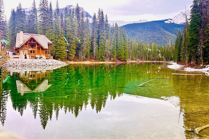 Naturskjønn tur til kanadiske Rocky Mountains-innsjøer og Banff by, inkludert Lake Louise og Moraine Lake, foto 27 | wizardtrip