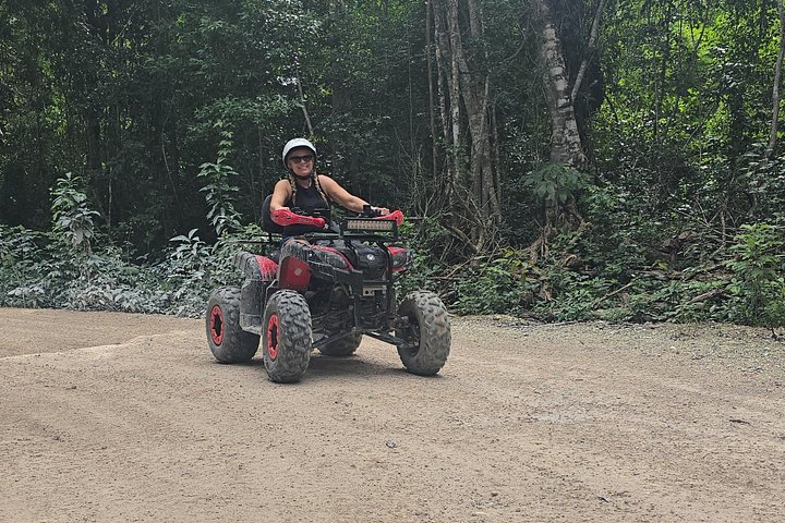 Tour en VTT à travers la jungle et un village maya à Cozumel, Mexique, avec baignade dans un cénote, photo 37 | wizardtrip