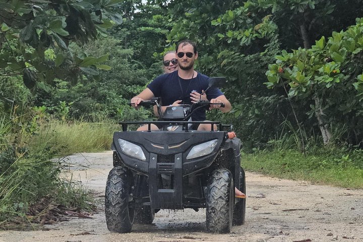 Tour en VTT à travers la jungle et un village maya à Cozumel, Mexique, avec baignade dans un cénote, photo 38 | wizardtrip