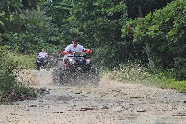 Tour en VTT à travers la jungle et un village maya à Cozumel, Mexique, avec baignade dans un cénote, photo 41 | wizardtrip
