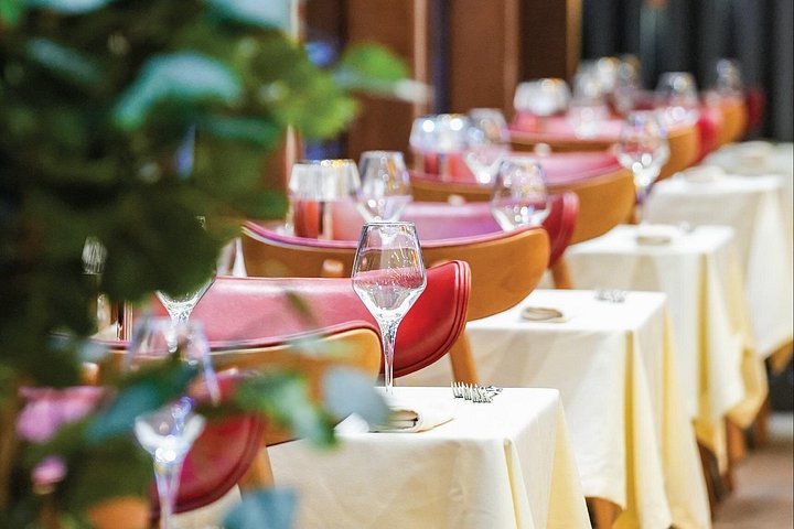 Luxe diner cruise op de Bosporus in Istanbul, met iconische bezienswaardigheden en entertainment aan boord, foto 32 | wizardtrip