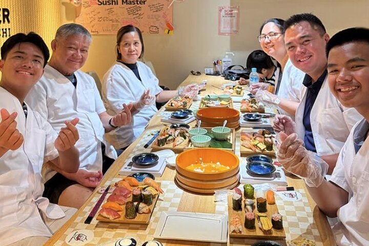 Lær å lage sushi i Kyoto med et praktisk kurs, perfekt for alle ferdighetsnivåer, foto 15 | wizardtrip