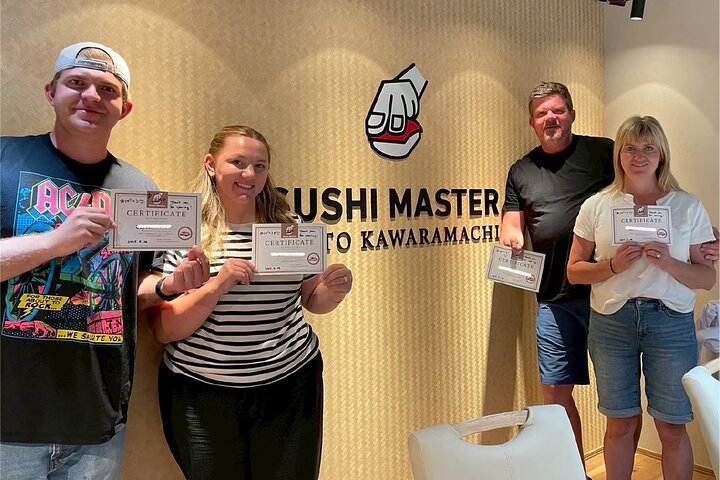 Lær å lage sushi i Kyoto med et praktisk kurs, perfekt for alle ferdighetsnivåer, foto 39 | wizardtrip