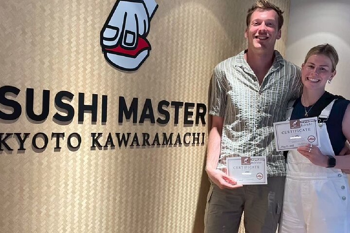 Lær å lage sushi i Kyoto med et praktisk kurs, perfekt for alle ferdighetsnivåer, foto 40 | wizardtrip