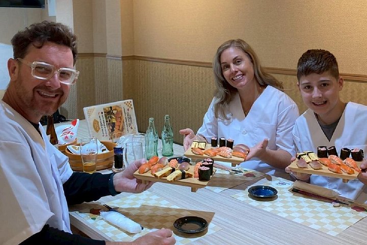 Apprenez à faire des sushis à Osaka Namba avec un cours pratique, photo 18 | wizardtrip