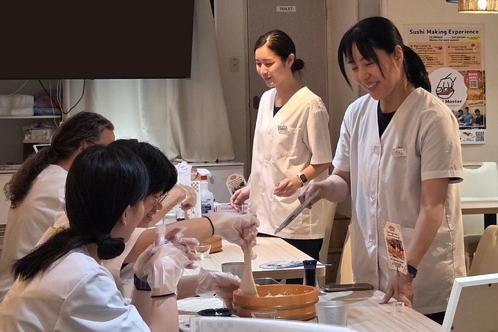 Apprenez à faire des sushis à Osaka Namba avec un cours pratique, photo 22 | wizardtrip