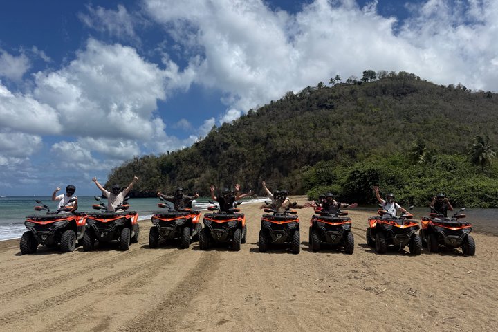 ATV-tur på Saint Lucia med bananplantager, vattenfall, stränder och romprovning, foto 12 | wizardtrip