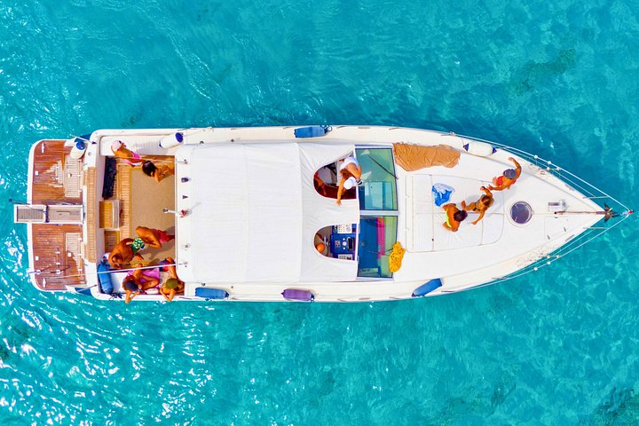 Bådtur, der udforsker Egadi-øerne, Favignana og Levanzo, fra Trapani, Italien, foto 12 | wizardtrip