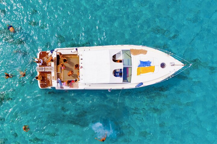 Bådtur, der udforsker Egadi-øerne, Favignana og Levanzo, fra Trapani, Italien, foto 27 | wizardtrip