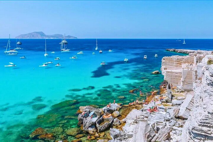 Bådtur, der udforsker Egadi-øerne, Favignana og Levanzo, fra Trapani, Italien, foto 29 | wizardtrip