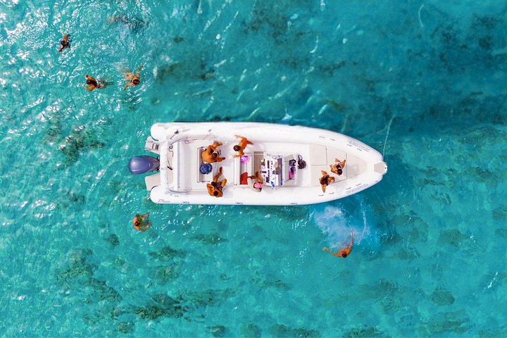 Tour in barca delle Isole Egadi (Favignana e Levanzo) da Trapani, Italia, con nuoto e pranzo, foto 21 | wizardtrip