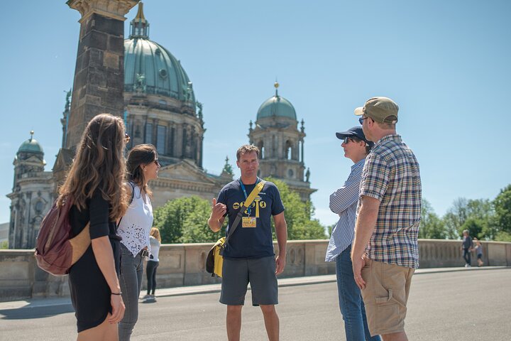 Tour a piedi dei luoghi storici iconici e delle gemme nascoste di Berlino, foto 7 | wizardtrip