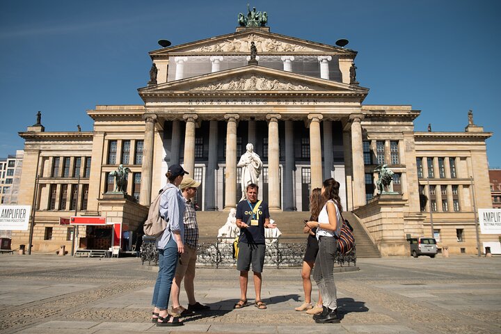 Tour a piedi dei luoghi storici iconici e delle gemme nascoste di Berlino, foto 11 | wizardtrip