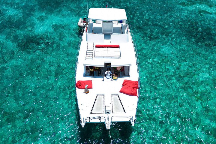 Katamarantur på Antigua som tilbyr snorkling ved Cades Reef og hummerlunsj, foto 10 | wizardtrip