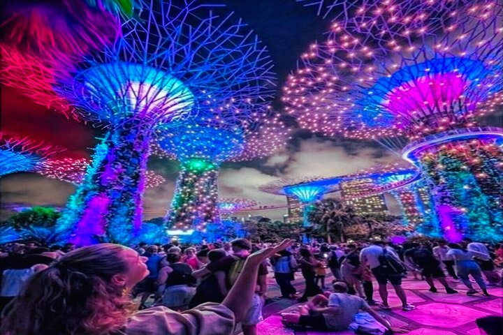 Singapore River Cruise und 2 Muss-Sehen-Lichtshows | wizardtrip