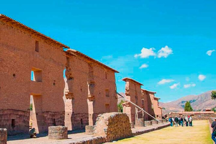 Scenic bus journey through the Andes on the Route of the Sun from Cusco to Puno, Peru, photo 7 | wizardtrip