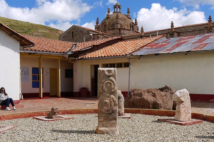 Scenic bus journey through the Andes on the Route of the Sun from Cusco to Puno, Peru, photo 8 | wizardtrip