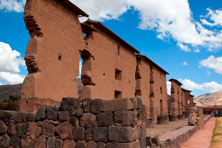 Scenic bus journey through the Andes on the Route of the Sun from Cusco to Puno, Peru, photo 10 | wizardtrip