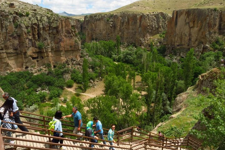 Explorez l'Excursion Verte de Cappadoce : cheminées de fées, cités souterraines, vallées et culture locale, photo 10 | wizardtrip