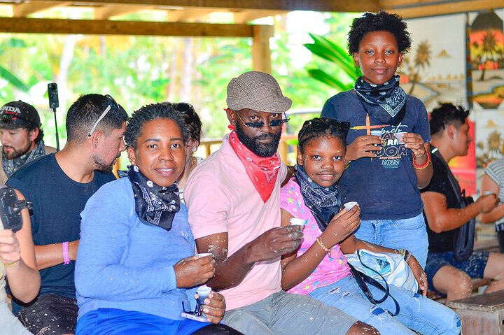 Vive una emocionante aventura en buggy en Punta Cana, conduciendo por paisajes naturales hasta una playa y una cueva, foto 46 | wizardtrip