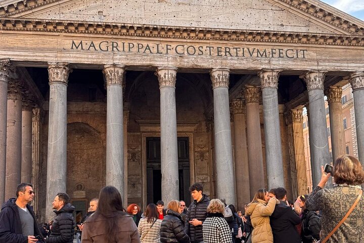 Explore Rome's iconic Pantheon with an entry ticket and audio guide, uncovering history and architecture, photo 18 | wizardtrip