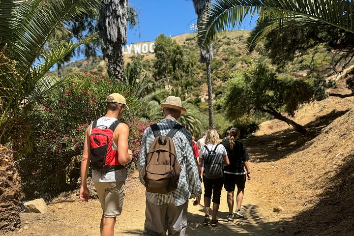 Wandern Sie zum ikonischen Hollywood Sign für atemberaubende Ausblicke und Fotomöglichkeiten, Foto 19 | wizardtrip