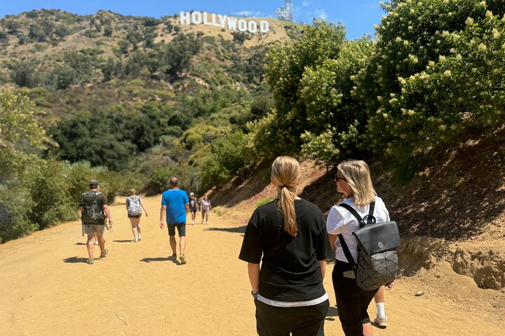 Wandern Sie zum ikonischen Hollywood Sign für atemberaubende Ausblicke und Fotomöglichkeiten, Foto 29 | wizardtrip