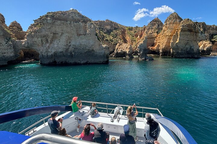 Half Day Cruise to Ponta da Piedade with Lunch and Drinks | wizardtrip