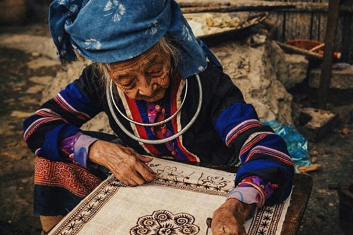Experience the stunning Ha Giang Loop in Vietnam, featuring dramatic mountain landscapes and vibrant local culture, photo 13 | wizardtrip