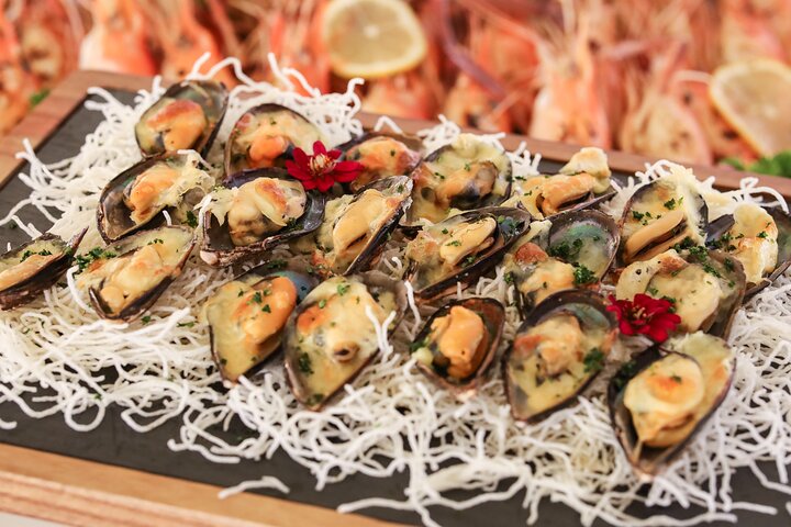 Luxus-Dinner-Kreuzfahrt auf dem Chao Phraya Fluss in Bangkok mit Kulturschows und Stadtblicken, Foto 20 | wizardtrip