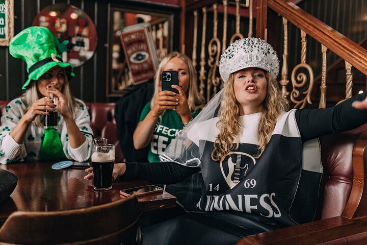 Scopri la musica e la danza tradizionali irlandesi con spettacoli dal vivo e lezioni in un pub di Dublino, foto 7 | wizardtrip
