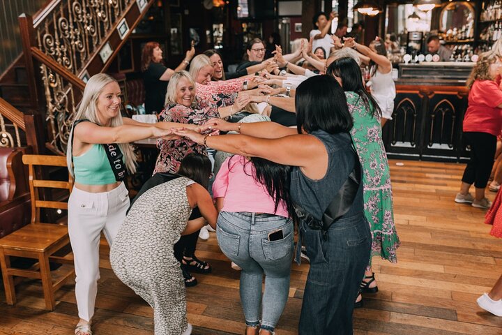 Scopri la musica e la danza tradizionali irlandesi con spettacoli dal vivo e lezioni in un pub di Dublino, foto 8 | wizardtrip
