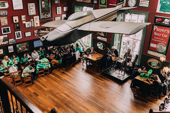 Scopri la musica e la danza tradizionali irlandesi con spettacoli dal vivo e lezioni in un pub di Dublino, foto 10 | wizardtrip