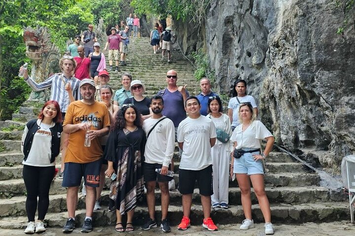 Full-day tour from Hanoi to Ninh Binh visiting Hoa Lu, Trang An, and Mua Cave with cycling, photo 7 | wizardtrip