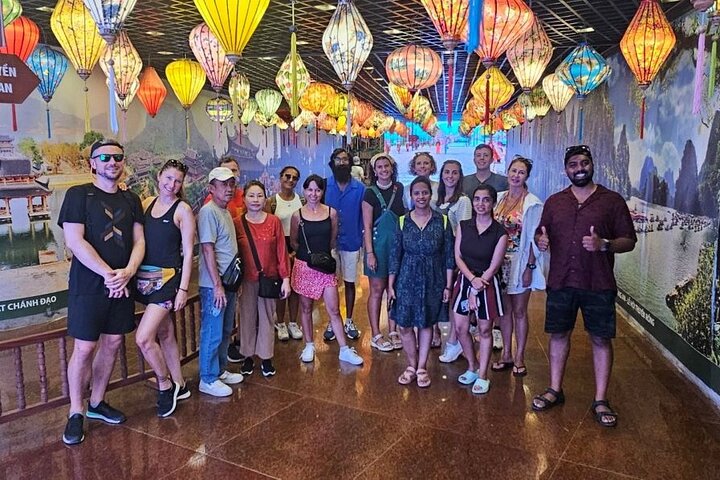 Full-day tour from Hanoi to Ninh Binh visiting Hoa Lu, Trang An, and Mua Cave with cycling, photo 11 | wizardtrip