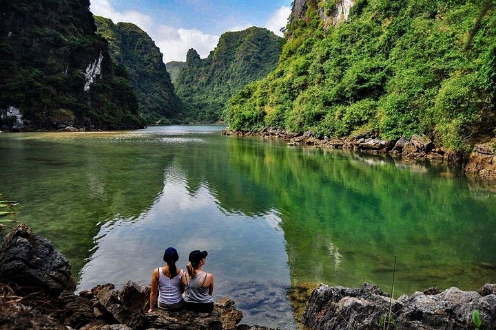 Full-day tour from Hanoi to Ninh Binh visiting Hoa Lu, Trang An, and Mua Cave with cycling, photo 22 | wizardtrip