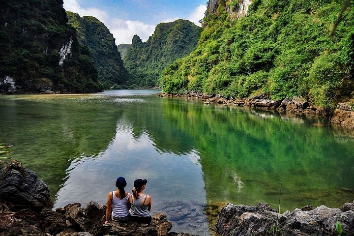 Full-day tour from Hanoi to Ninh Binh visiting Hoa Lu, Trang An, and Mua Cave with cycling, photo 46 | wizardtrip