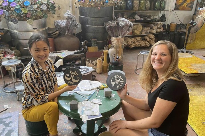 Explore Vietnamese conical hat and incense making traditions on a small group tour from Hanoi, photo 34 | wizardtrip