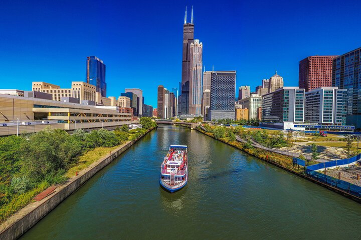 Chicago elvecruise som viser ikoniske skyskrapere og byens skyline, foto 25 | wizardtrip