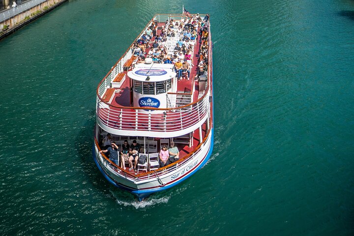 Chicago elvecruise som viser ikoniske skyskrapere og byens skyline, foto 26 | wizardtrip